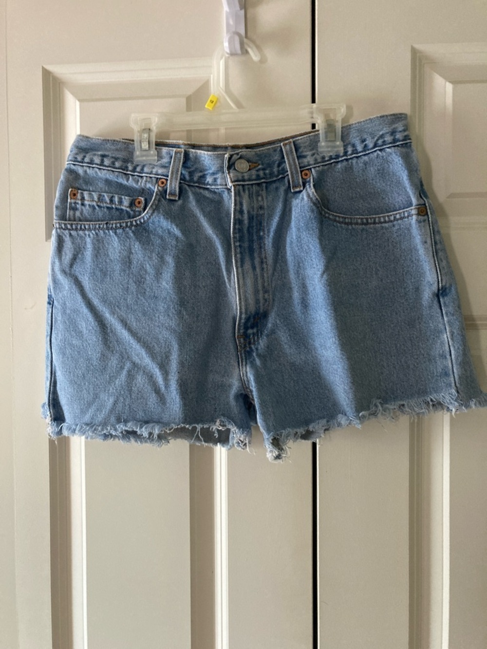 Leviβs cut offs 34w vintage 505 denim made in the USA 100% cotton daisy duke Y2K